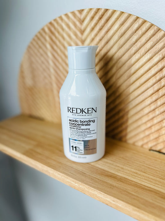 Redken Acidic Bonding Conditioner