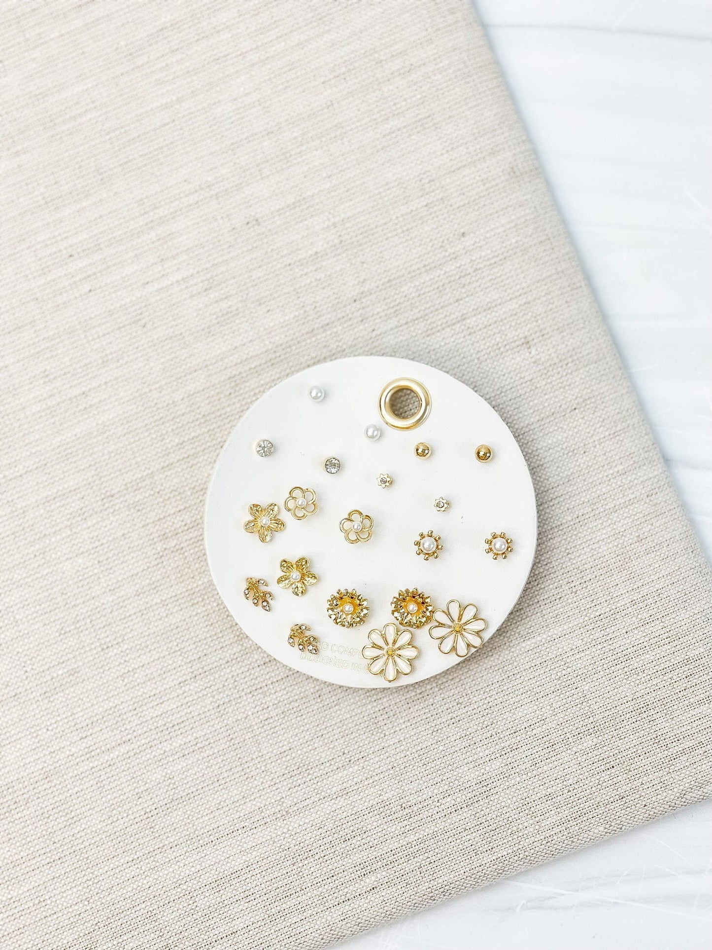 Dainty stud earring set